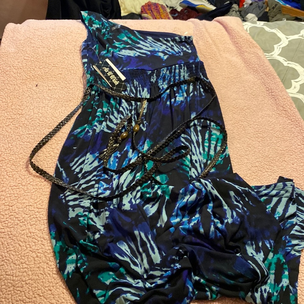 cute dress !!